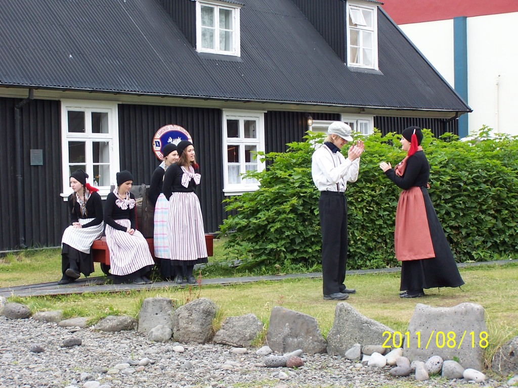 Museum dancers